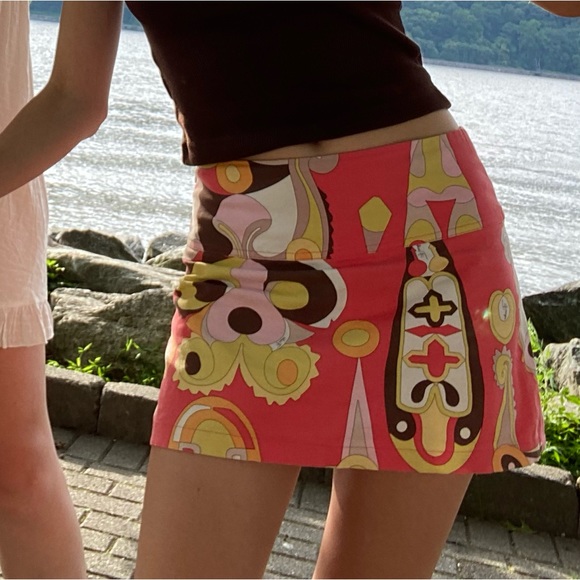 Vintage Emilio Pucci mini skirt - Picture 2 of 3